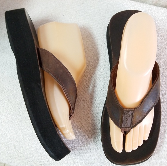 reef leather thongs